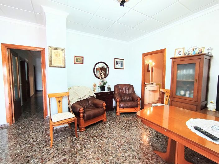 Image No.15-4 Bed Country House for sale