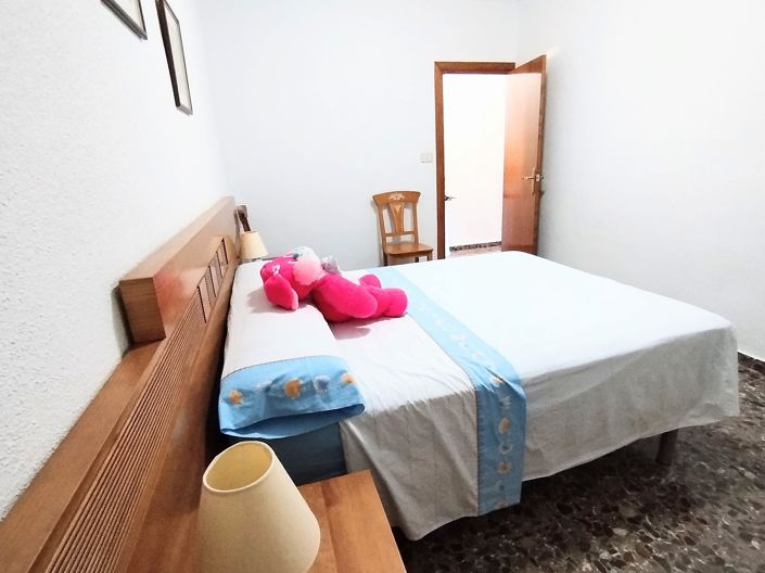 Image No.26-4 Bed Country House for sale