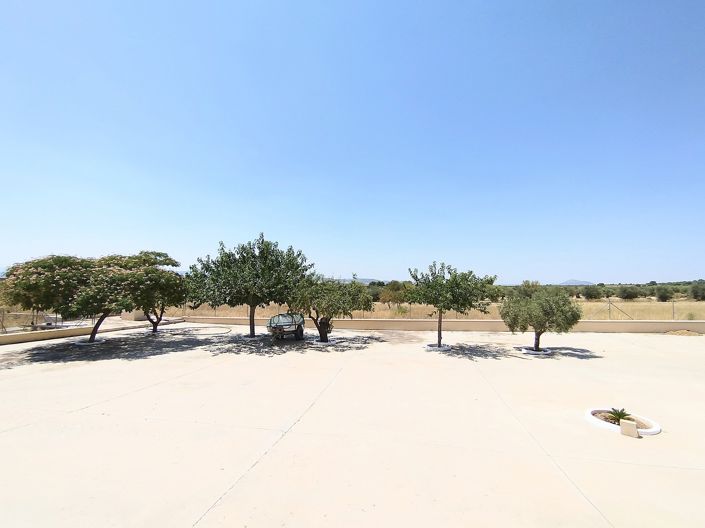 Image No.36-4 Bed Country House for sale