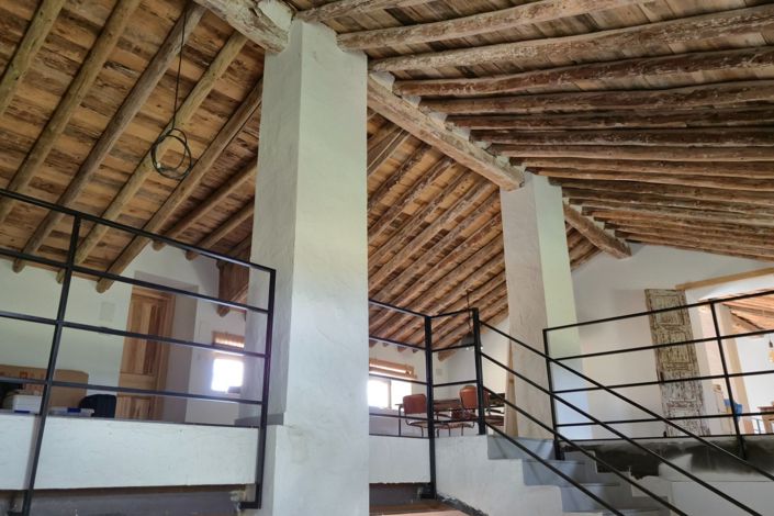 Image No.4-5 Bed Commercial for sale