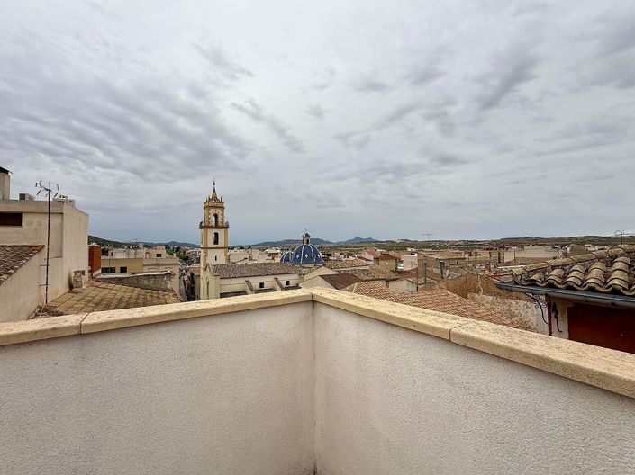 Image No.36-3 Bed Townhouse for sale
