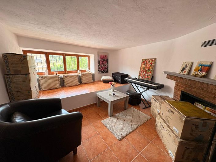 Image No.11-4 Bed Apartment for sale