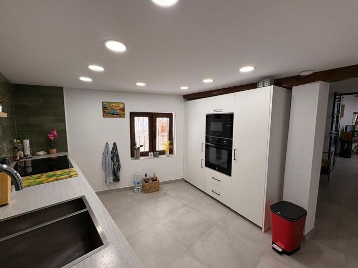 Image No.21-4 Bed Apartment for sale