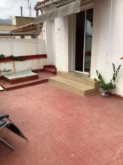 Image No.19-4 Bed Townhouse for sale