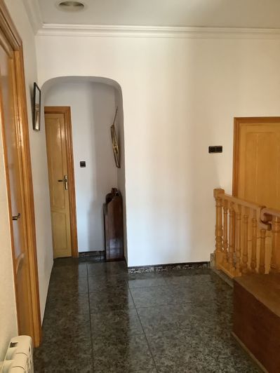 Image No.40-4 Bed Townhouse for sale