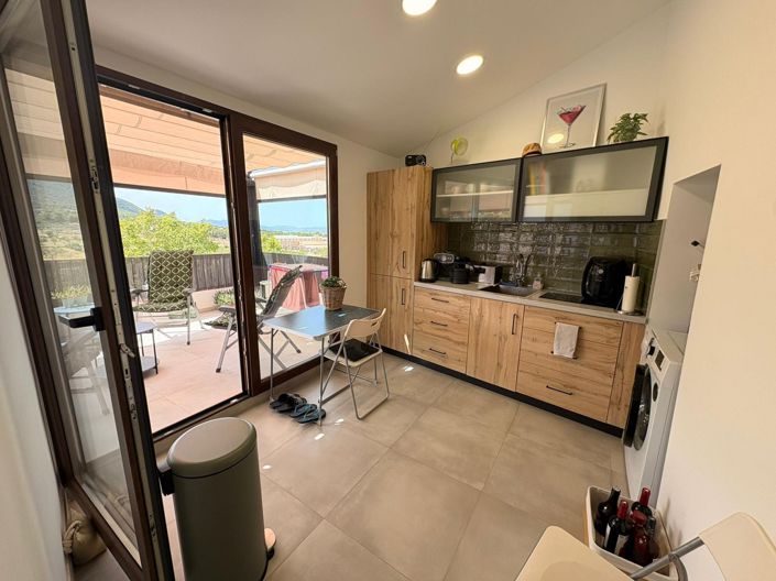 Image No.10-4 Bed Townhouse for sale