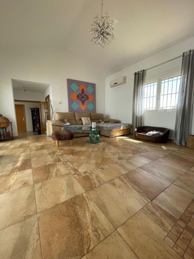 Image No.21-6 Bed Villa for sale