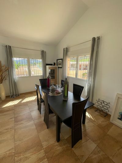 Image No.22-6 Bed Villa for sale