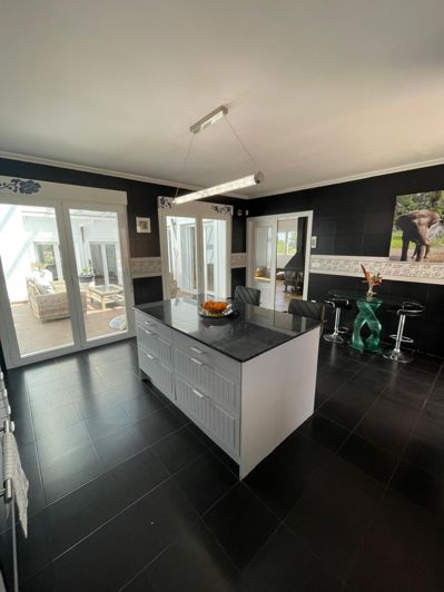 Image No.23-6 Bed Villa for sale