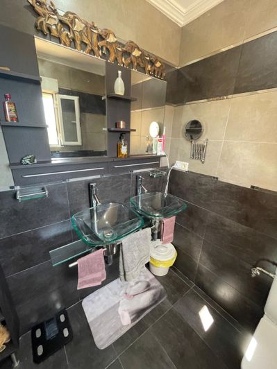 Image No.41-6 Bed Villa for sale