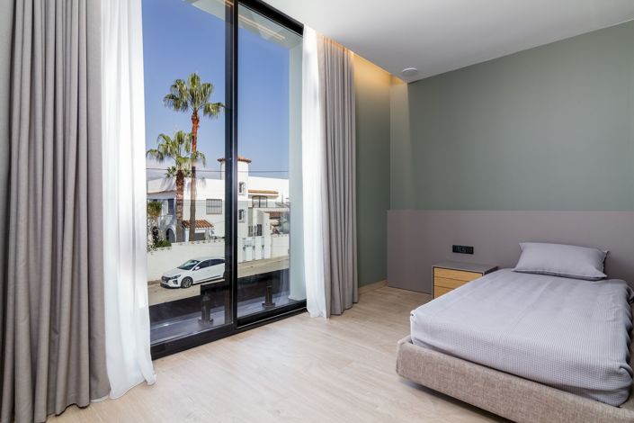 Image No.19-5 Bed Villa for sale
