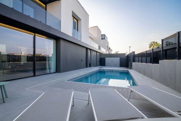 Image No.47-5 Bed Villa for sale