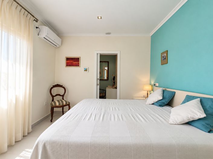 Image No.40-3 Bed Villa for sale