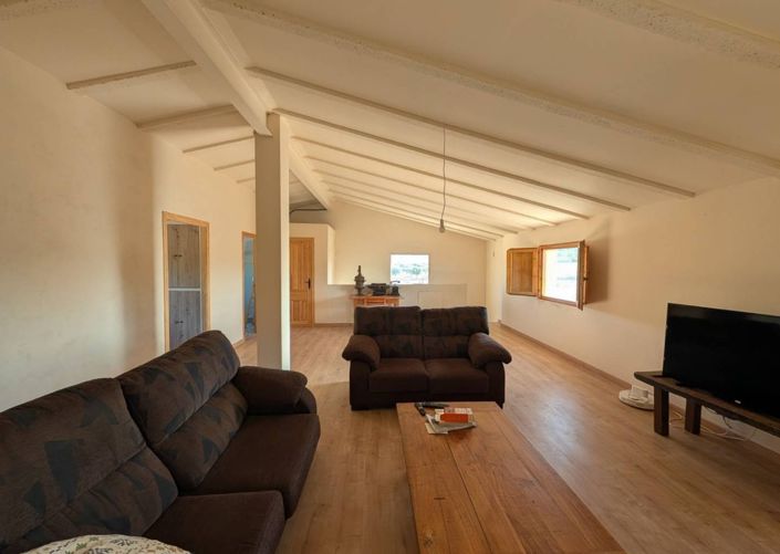 Image No.24-3 Bed Country House for sale