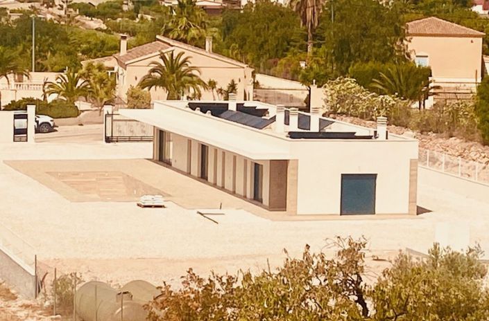 Image No.3-3 Bed Villa for sale