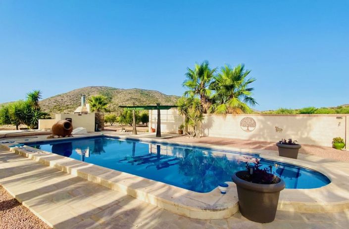 Image No.12-4 Bed Villa for sale
