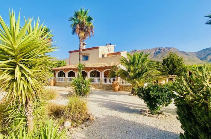 Image No.33-4 Bed Villa for sale
