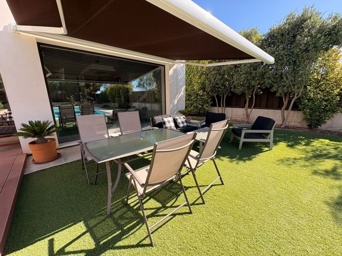 Image No.10-4 Bed Villa for sale