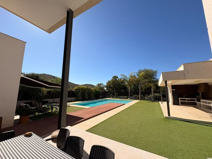 Image No.11-4 Bed Villa for sale