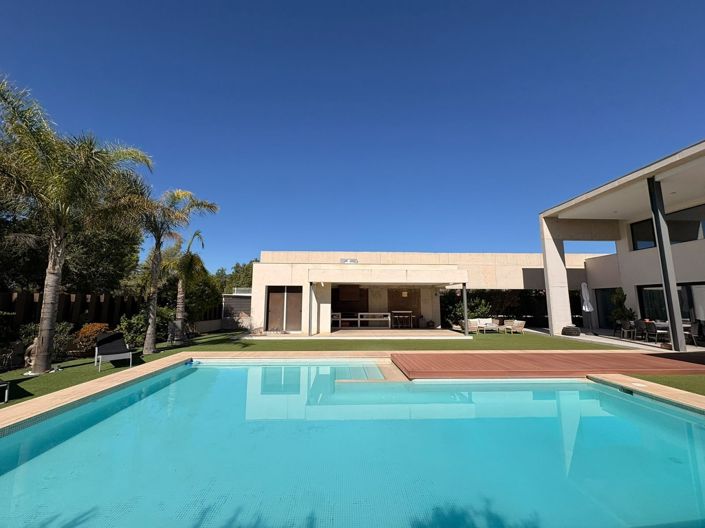 Image No.13-4 Bed Villa for sale