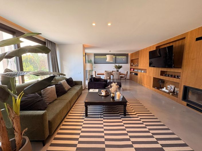 Image No.19-4 Bed Villa for sale