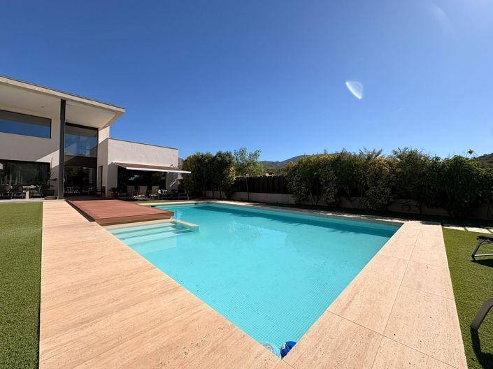 Image No.49-4 Bed Villa for sale