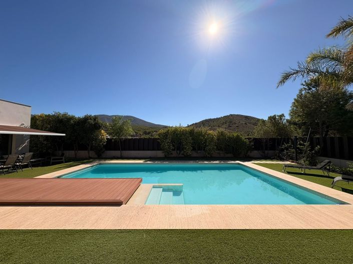 Image No.5-4 Bed Villa for sale