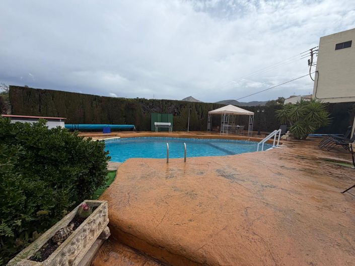Image No.5-6 Bed Villa for sale