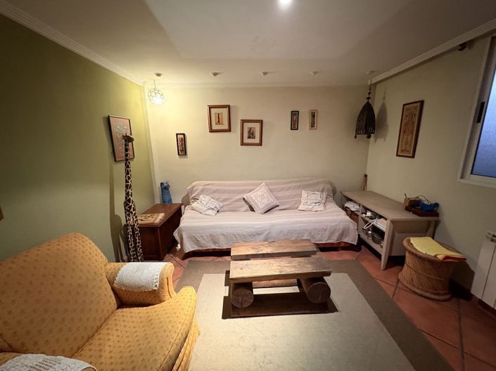 Image No.27-4 Bed Semi-Detached for sale