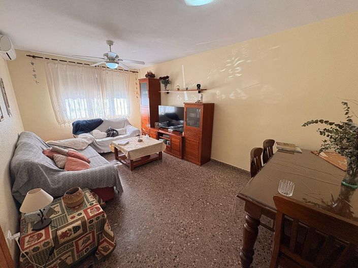 Image No.11-3 Bed Townhouse for sale