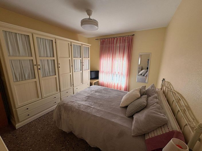 Image No.18-3 Bed Townhouse for sale