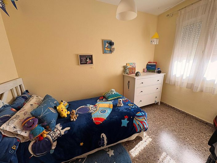Image No.20-3 Bed Townhouse for sale