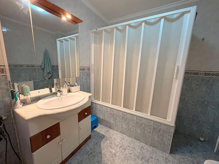 Image No.24-3 Bed Townhouse for sale