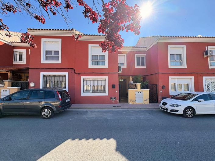 Image No.3-3 Bed Townhouse for sale