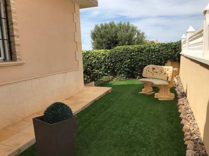 Image No.17-3 Bed Villa for sale