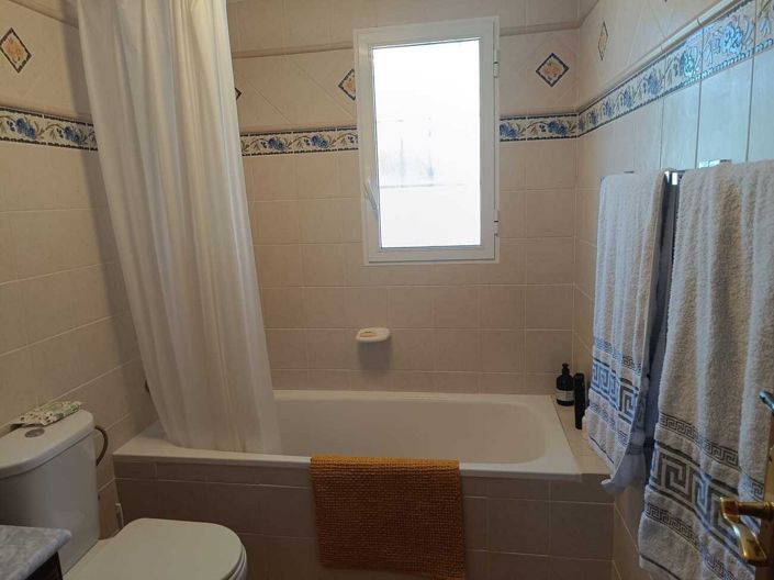 Image No.46-3 Bed Villa for sale