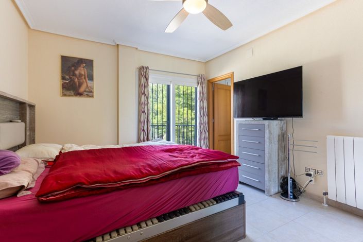 Image No.19-4 Bed Villa for sale