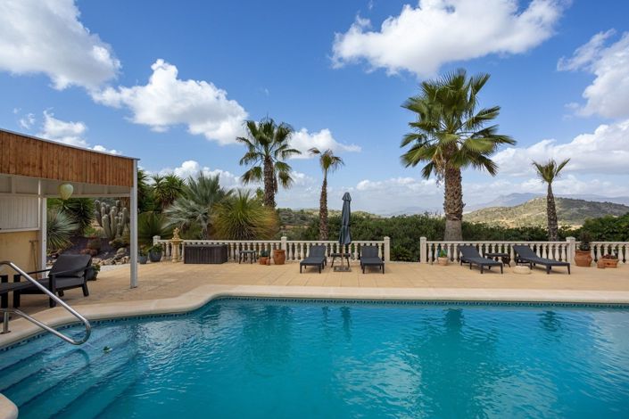 Image No.39-4 Bed Villa for sale
