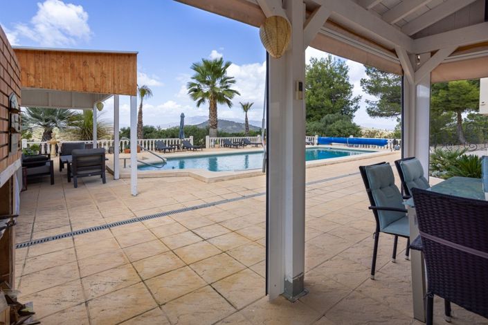 Image No.42-4 Bed Villa for sale