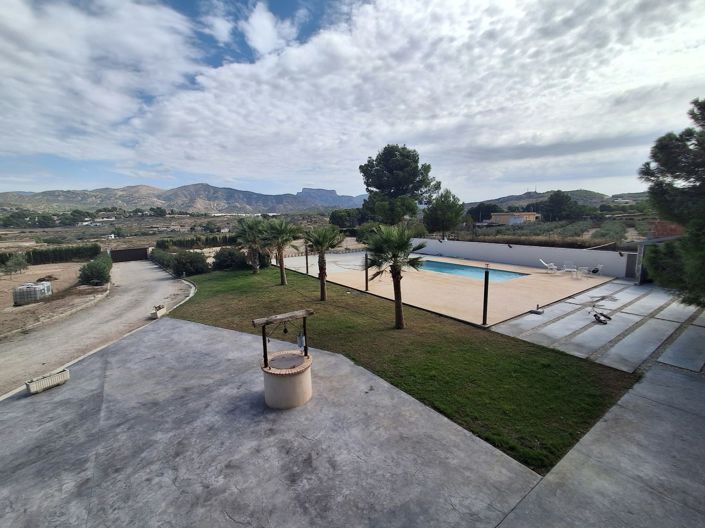 Image No.21-7 Bed Villa for sale