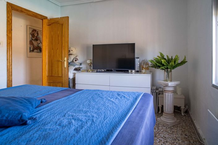 Image No.10-4 Bed Villa for sale