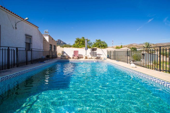 Image No.44-4 Bed Villa for sale