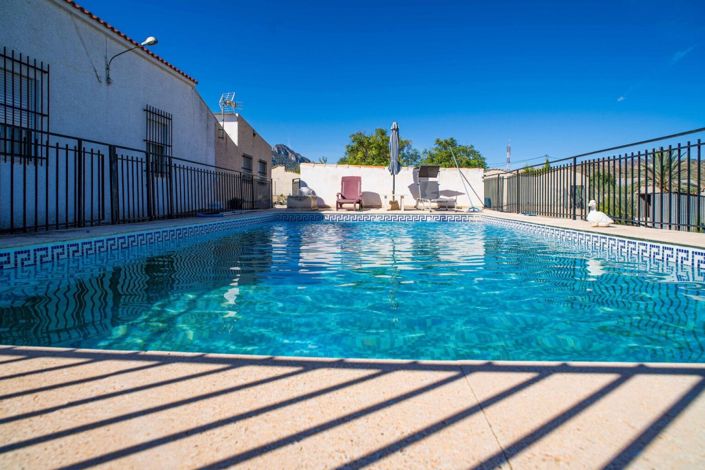 Image No.45-4 Bed Villa for sale