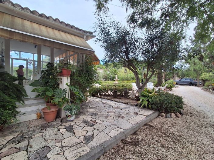 Image No.13-3 Bed Villa for sale
