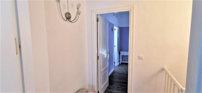 Image No.25-3 Bed Apartment for sale