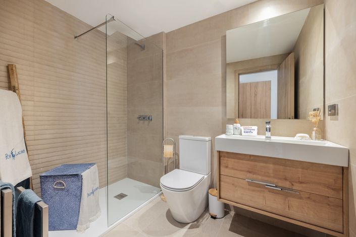 Image No.17-3 Bed Apartment for sale