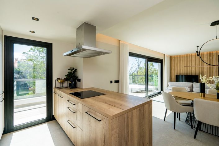 Image No.13-3 Bed Apartment for sale