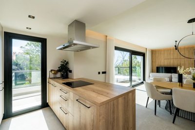 b54marbellalakeapartmentsnueva-andaluciakitch