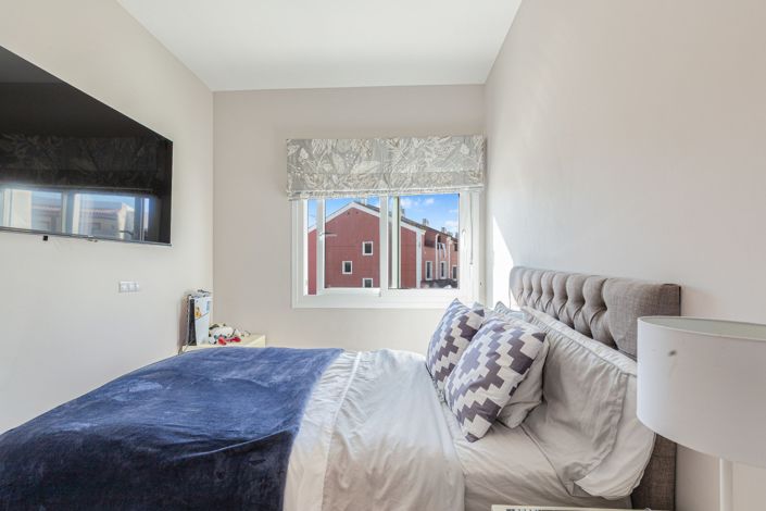 Image No.56-5 Bed Townhouse for sale