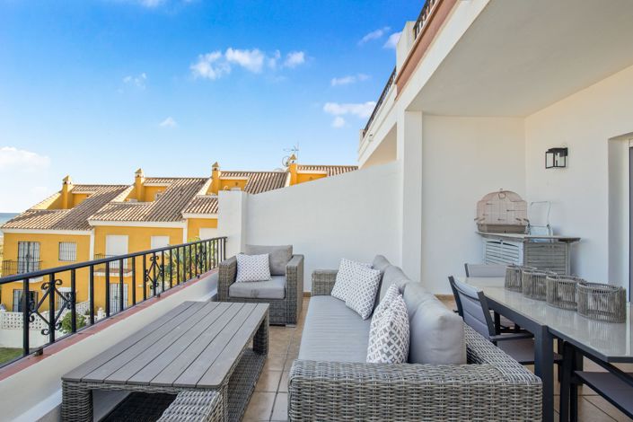 Image No.21-5 Bed Townhouse for sale